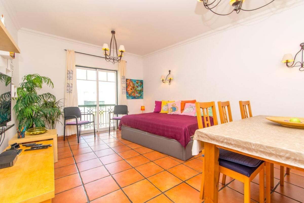 Special Holiday Apartment タヴィラ エクステリア 写真