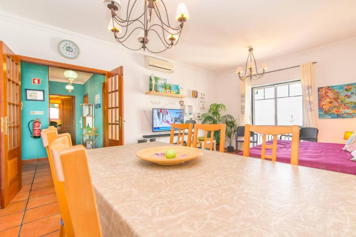 Special Holiday Apartment タヴィラ エクステリア 写真